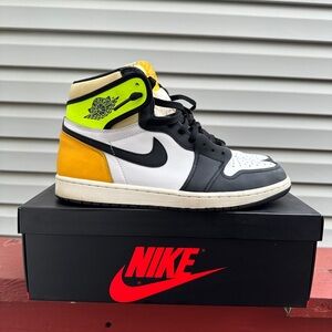 Nike Air Jordan Volt Gold